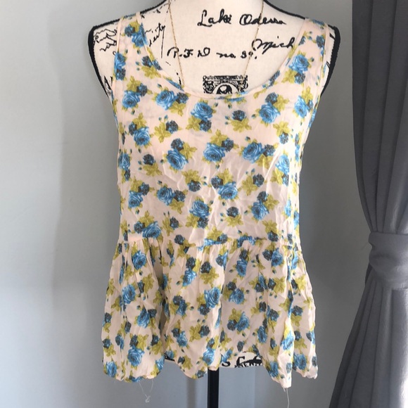 Soprano peplum tank - Picture 1 of 3